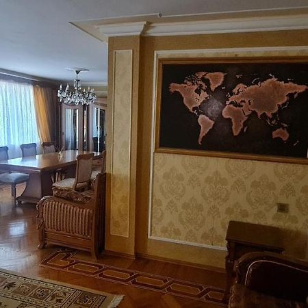 Gold Wall Apartment Baku Zewnętrze zdjęcie