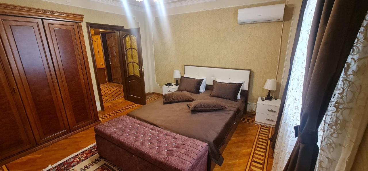 Gold Wall Apartment Baku Zewnętrze zdjęcie